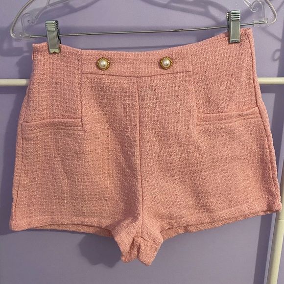 Pearls Button Front Shorts (Pink) - Picture 5 of 8